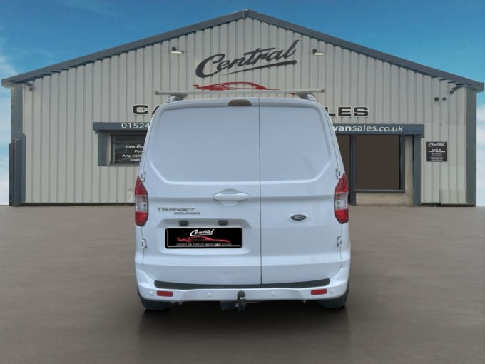 2025 Ford Transit Courier