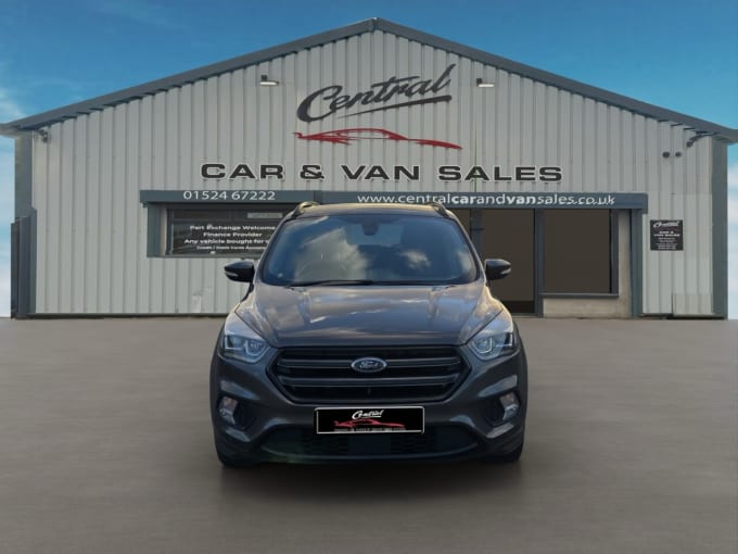 2025 Ford Kuga