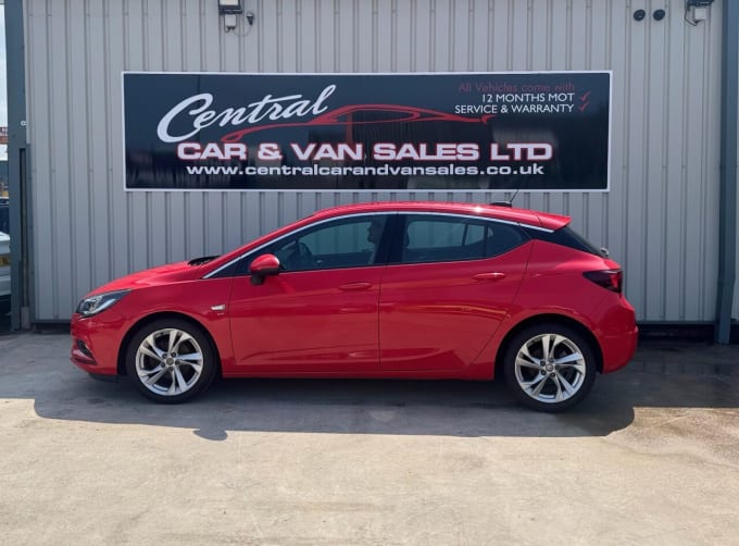 2025 Vauxhall Astra