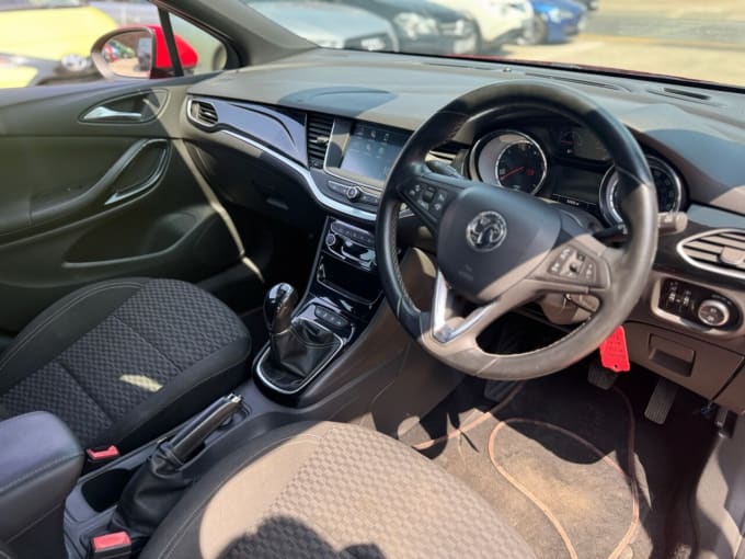 2025 Vauxhall Astra