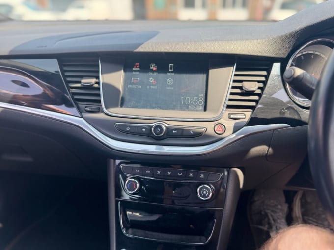 2025 Vauxhall Astra