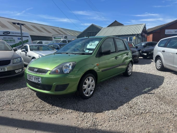 2025 Ford Fiesta