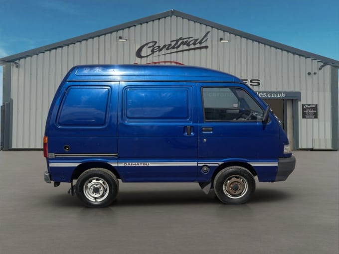 2025 Daihatsu Hijet