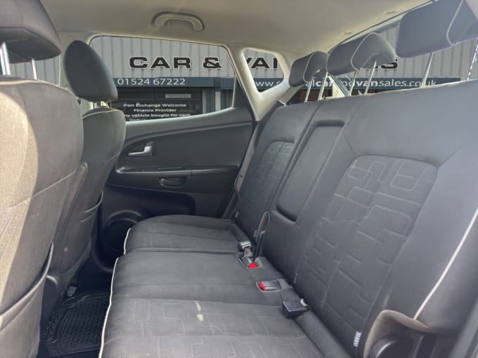 2025 Kia Venga