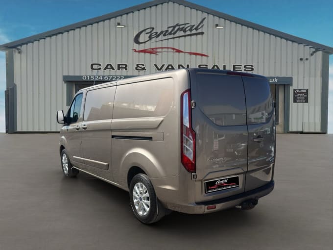 2025 Ford Transit Custom
