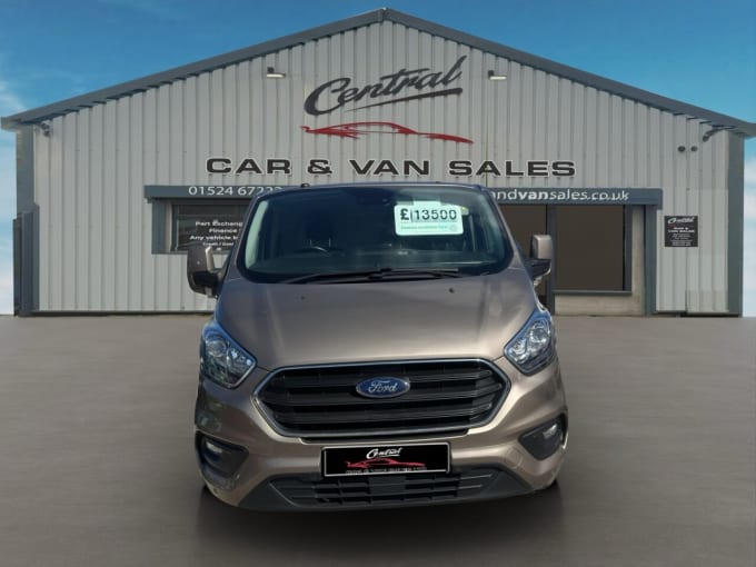 2025 Ford Transit Custom