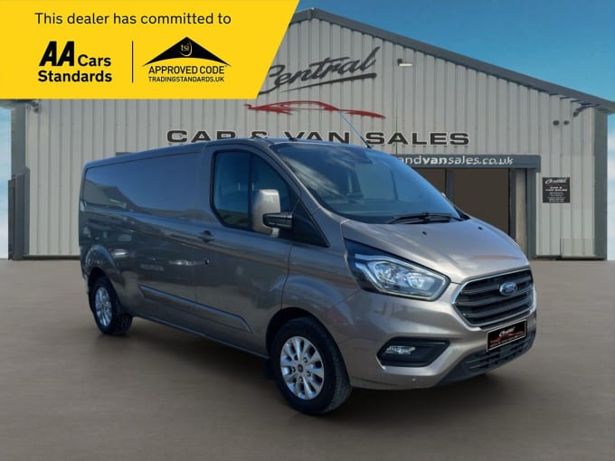 2025 Ford Transit Custom