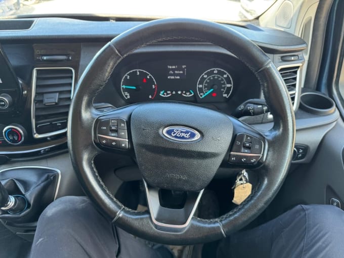 2025 Ford Transit Custom