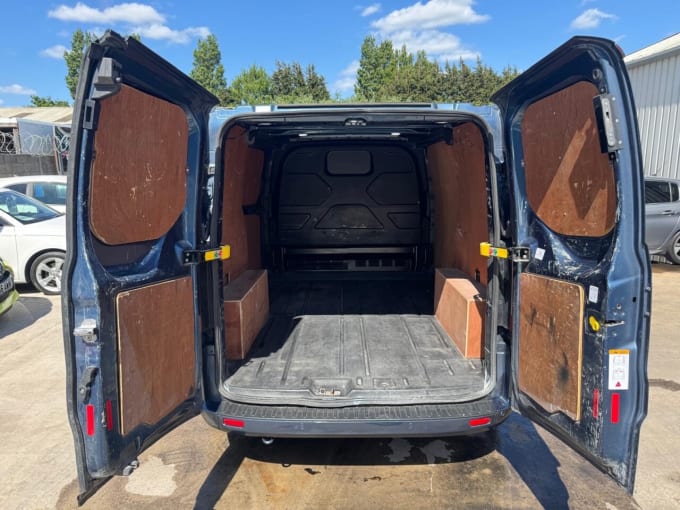 2025 Ford Transit Custom