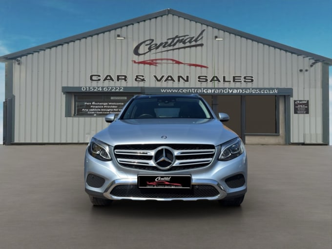 2025 Mercedes-benz Glc