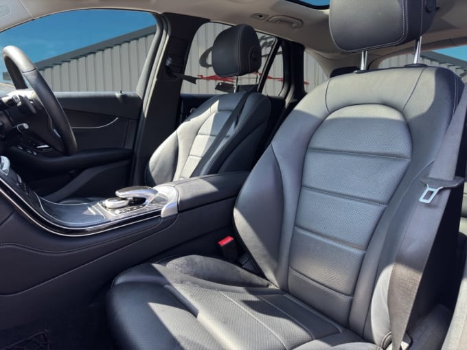 2025 Mercedes-benz Glc