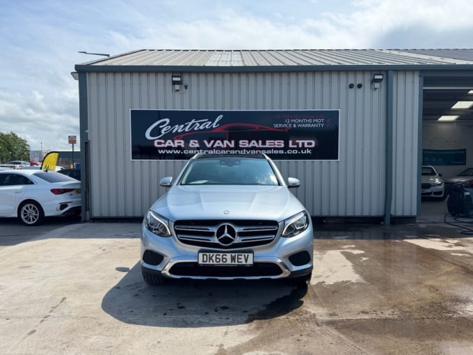2025 Mercedes-benz Glc