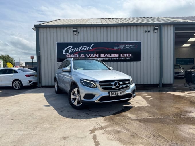 2025 Mercedes-benz Glc