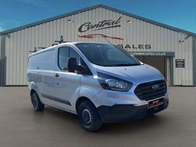 2025 Ford Transit Custom