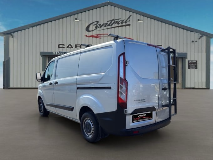 2025 Ford Transit Custom