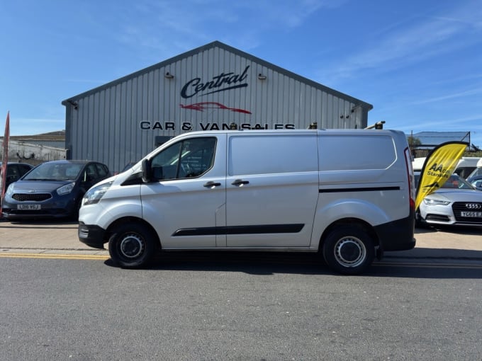 2025 Ford Transit Custom