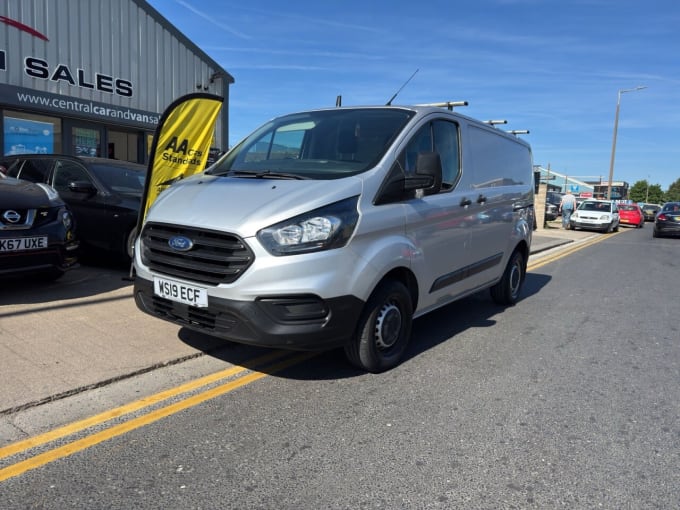 2025 Ford Transit Custom