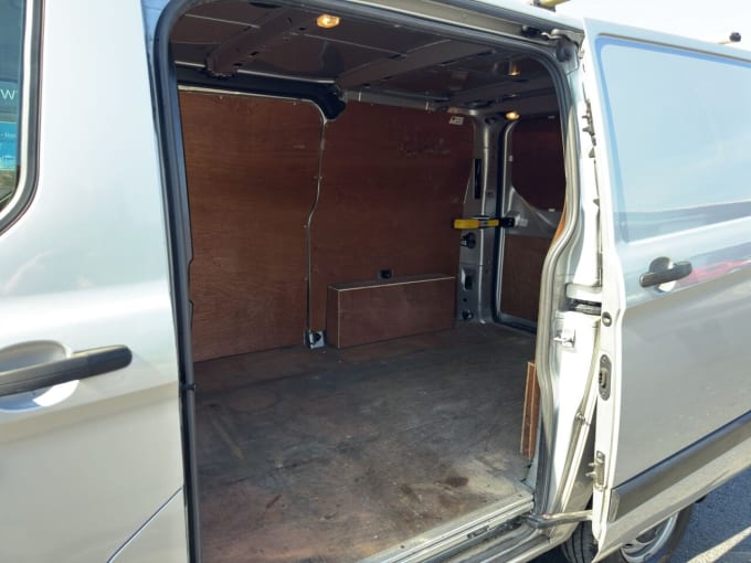 2025 Ford Transit Custom