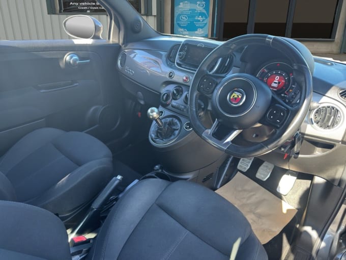 2025 Abarth 595