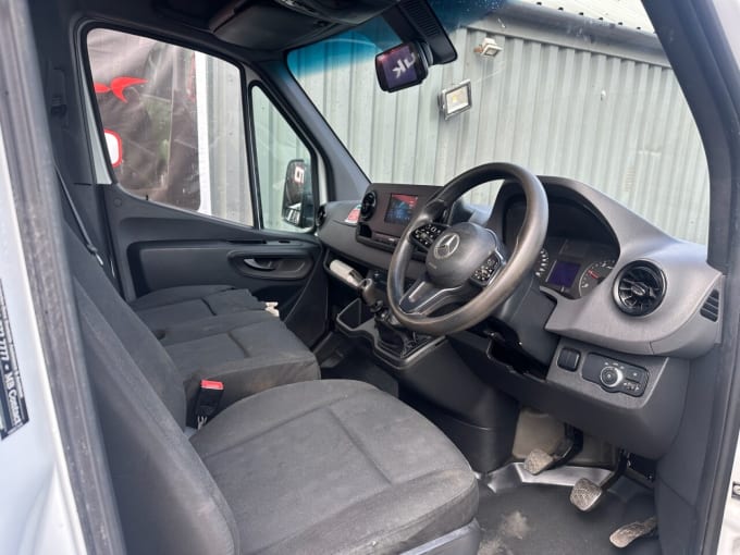 2025 Mercedes-benz Sprinter
