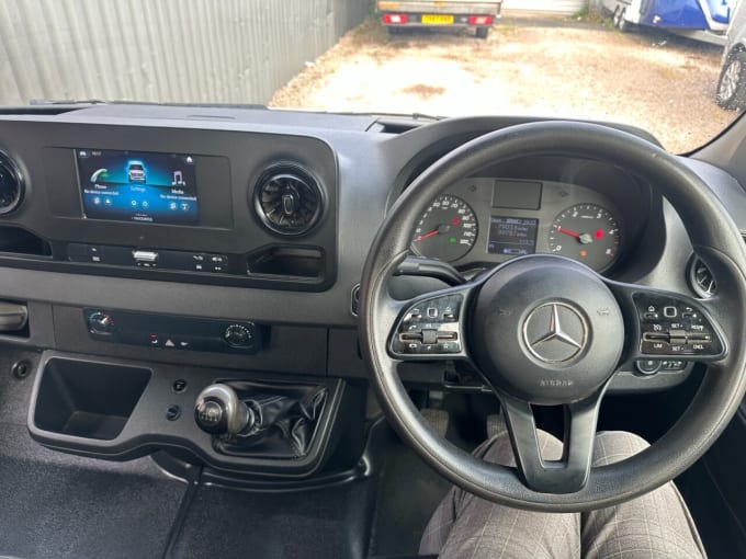 2025 Mercedes-benz Sprinter