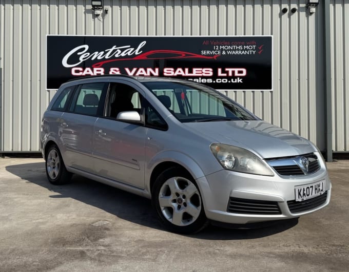 2025 Vauxhall Zafira