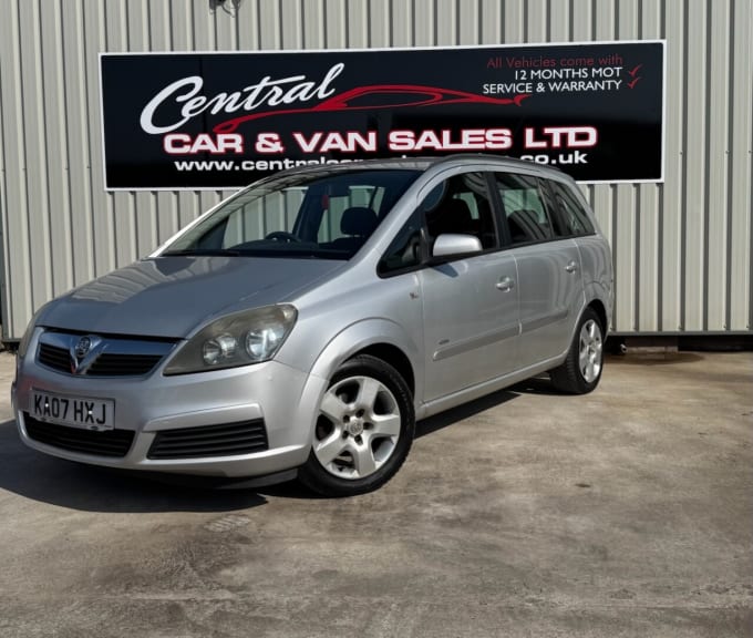 2025 Vauxhall Zafira