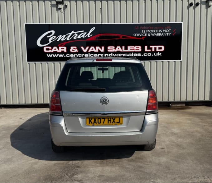 2025 Vauxhall Zafira