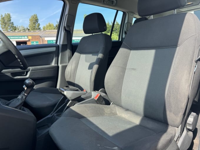 2025 Vauxhall Zafira