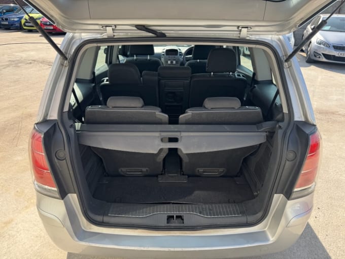 2025 Vauxhall Zafira