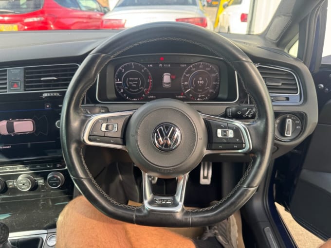 2025 Volkswagen Golf