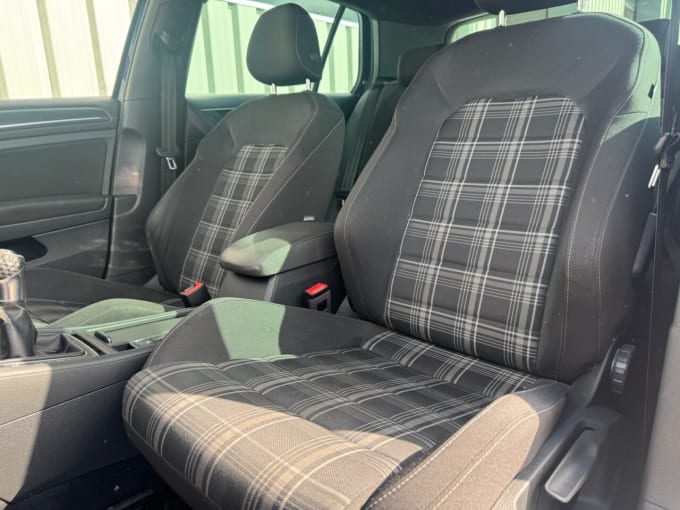 2025 Volkswagen Golf