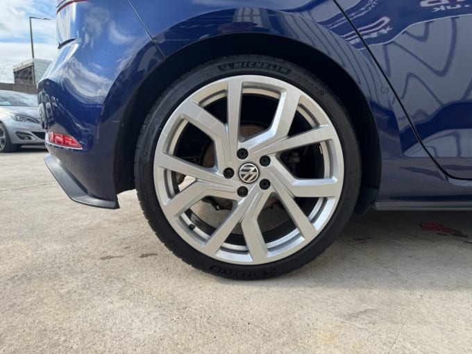 2025 Volkswagen Golf