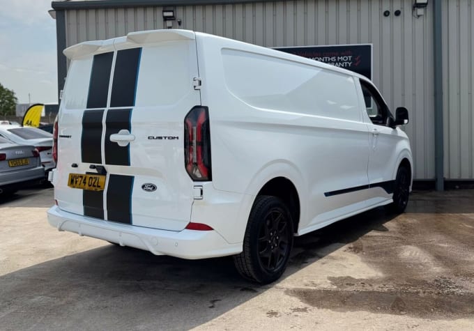 2025 Ford Transit Custom