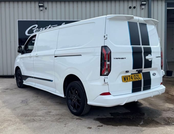 2025 Ford Transit Custom