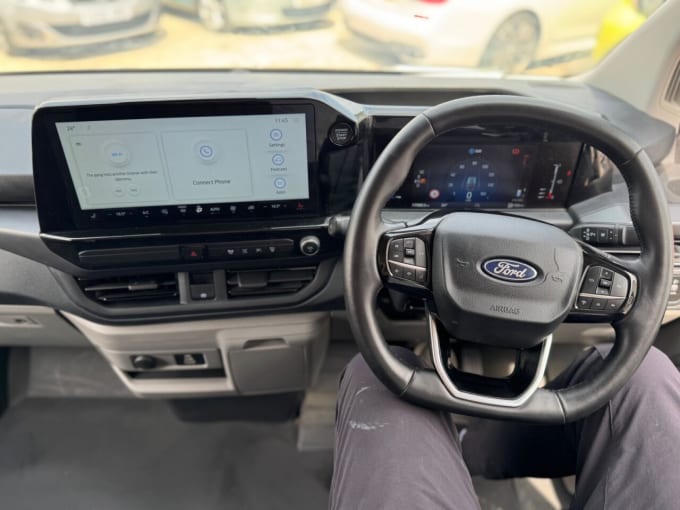 2025 Ford Transit Custom