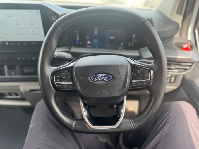 2025 Ford Transit Custom