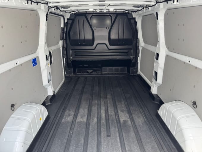 2025 Ford Transit Custom