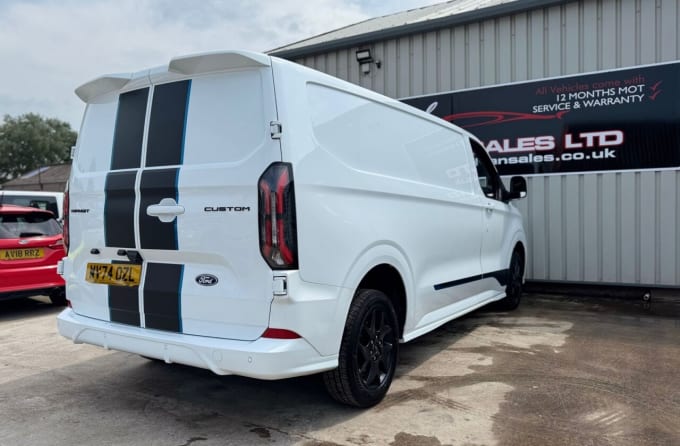 2025 Ford Transit Custom