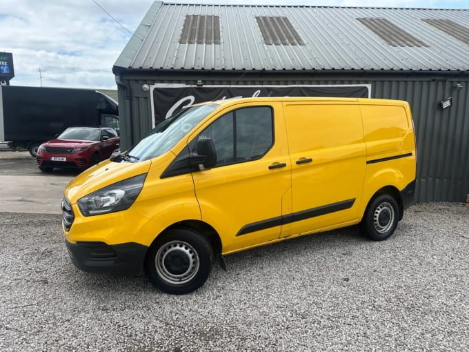 2025 Ford Transit Custom