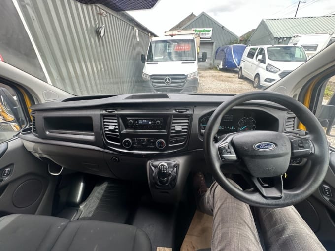 2025 Ford Transit Custom