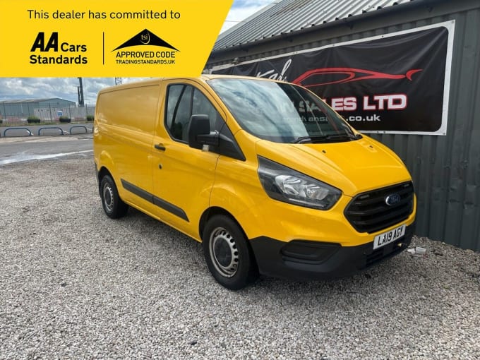 2025 Ford Transit Custom