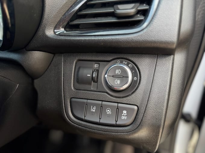 2025 Vauxhall Viva