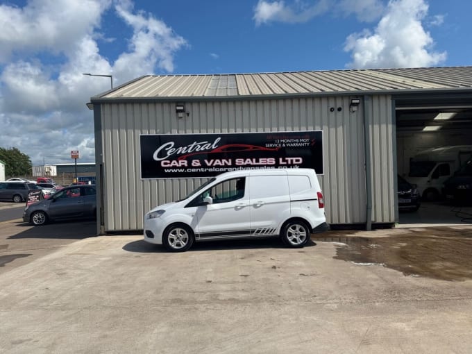 2025 Ford Transit Courier