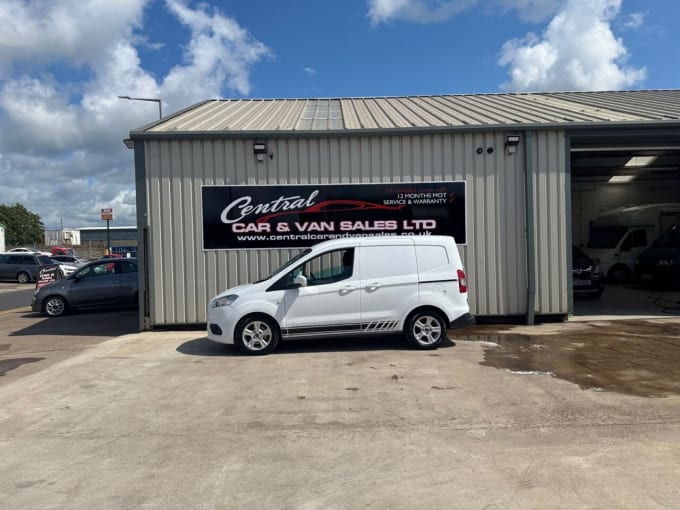 2025 Ford Transit Courier