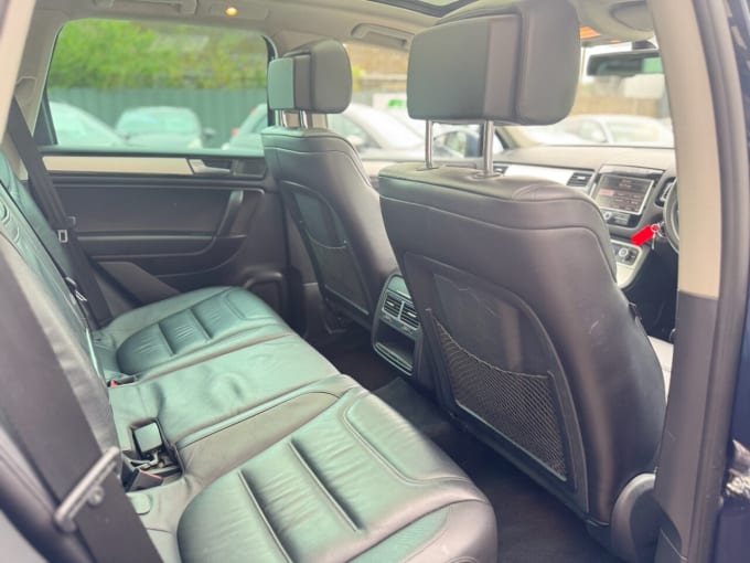 2025 Volkswagen Touareg