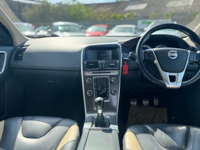 2025 Volvo Xc60