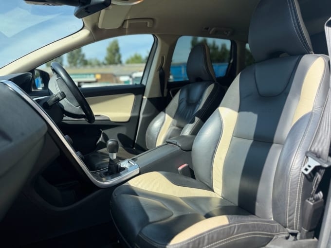 2025 Volvo Xc60