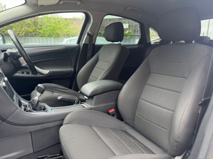 2025 Ford Mondeo