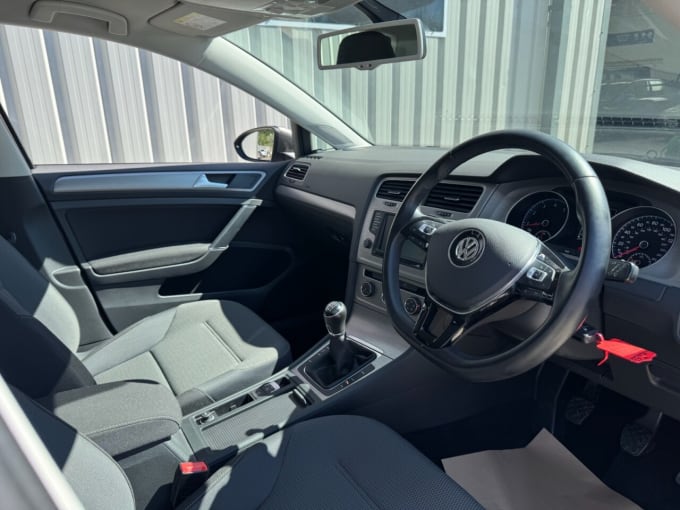 2025 Volkswagen Golf
